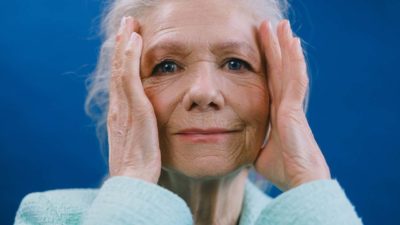 Cuál es la edad adecuada para la operación de parpados caidos